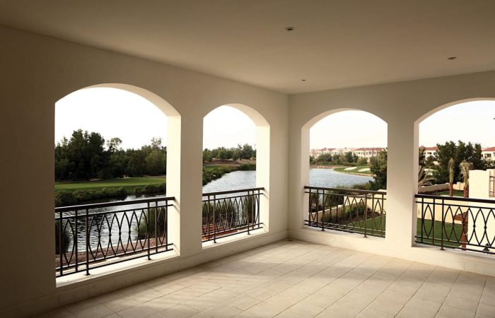 Flame Tree Ridge - Italian Style Villas 6